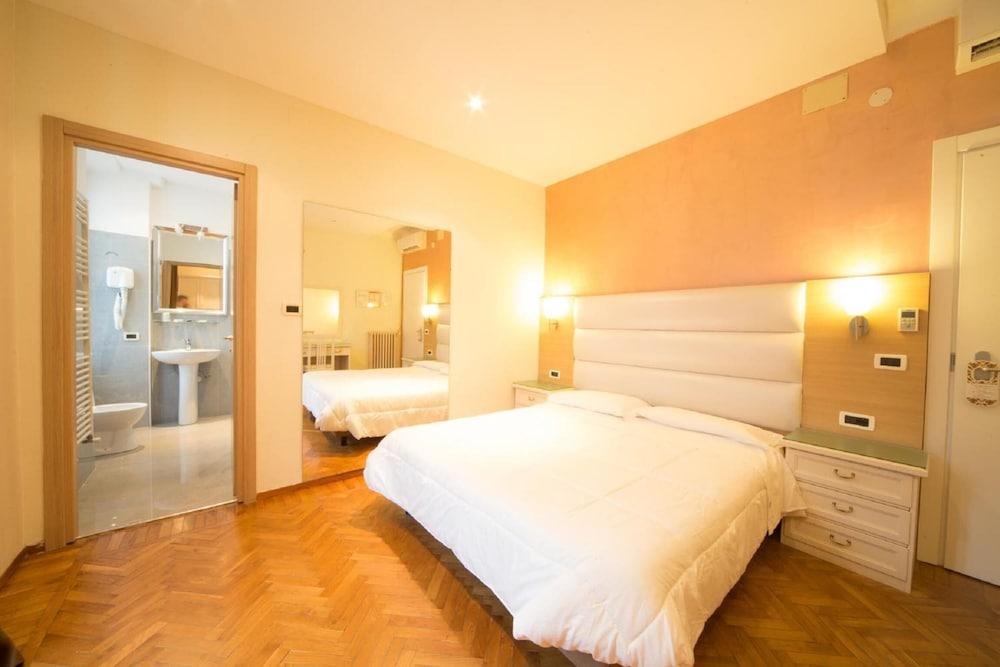 Hotel Globo Suite Sanremo Exteriér fotografie