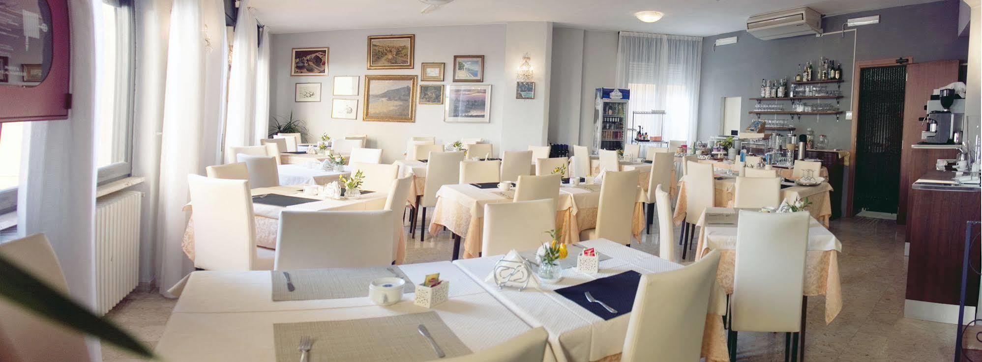 Hotel Globo Suite Sanremo Exteriér fotografie